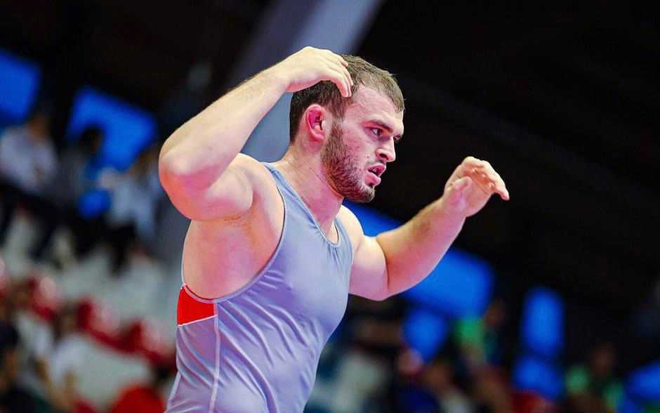 ПОЗДРАВЛЯЕМ! Студент КГУФКСТ Ауэс Гонибов стал победителем первенства мира по спортивной борьбе. 