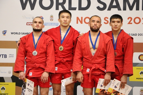 ПОЗДРАВЛЯЕМ! Студент КГУФКСТ Малик Гаджимурадов стал серебряным призером Кубка мира по самбо.