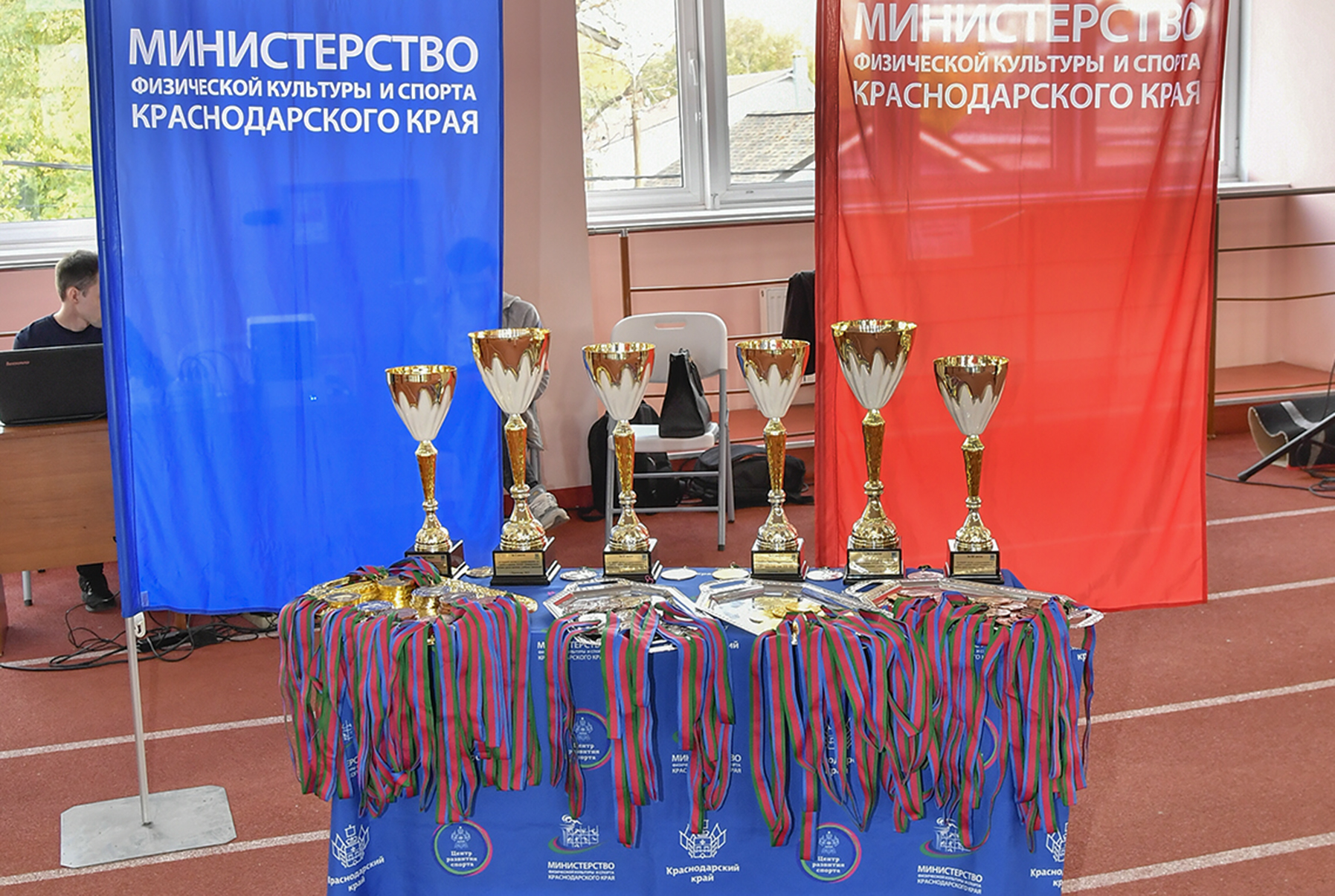 ПОЗДРАВЛЯЕМ! Команда КГУФКСТ одержала победу на соревнованиях по самбо в рамках XXXII Универсиады Кубани 2023.