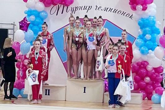 ПОЗДРАВЛЯЕМ! Студентка Вероника Хилько заняла первое место в турнире чемпионок по художественной гимнастике.