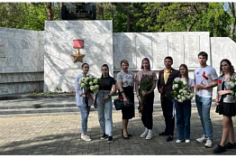 Студенты вуза приняли участие в мероприятиях, посвященных 78-ой годовщине Победы советского народа в Великой Отечественной войне.