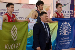 Команда КГУФКСТ - победитель XXXV Универсиады Кубани по греко-римской борьбе.