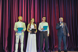 В Кубанском государственном университете физической культуры, спорта и туризма прошел праздничный новогодний концерт.