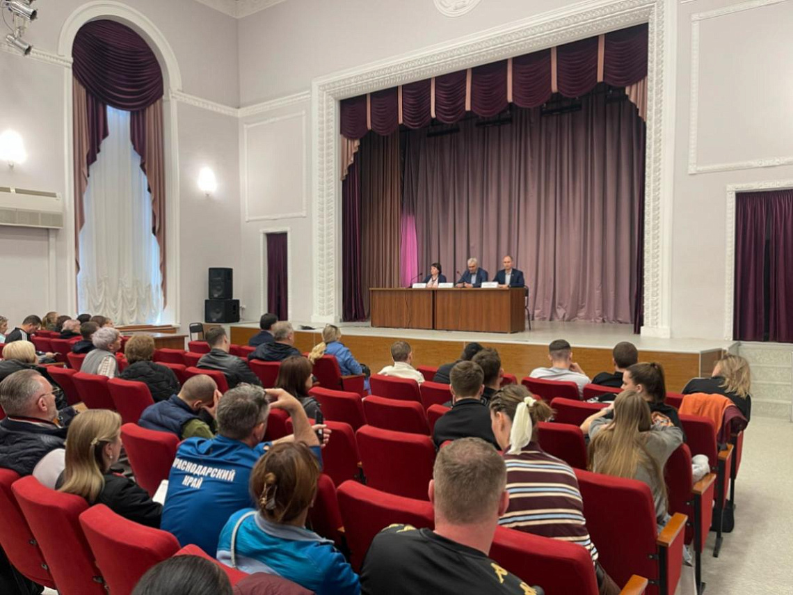 КГУФКСТ приступил к реализации программы повышения квалификации «Современные подходы к методике преподавания самбо при реализации ФГОС в школе».