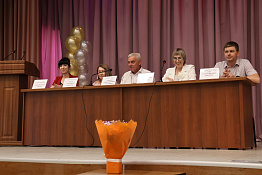 Поздравляем выпускников социально-гуманитарного факультета 2025!