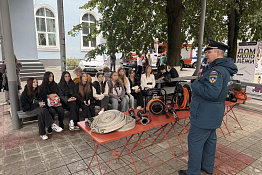 Профессии, которые можно увидеть в действии: студенты Гуманитарного колледжа побывали на ярмарке «Ты нужен Кубани»