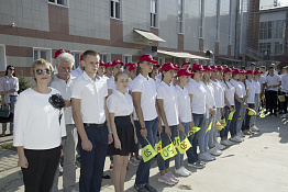 Торжественная линейка, посвящённая началу учебного года (02.09.2019)