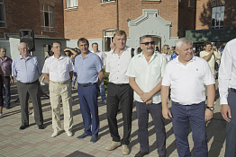 Торжественная линейка, посвящённая началу учебного года (02.09.2019)