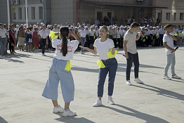 Торжественная линейка, посвящённая началу учебного года (02.09.2019)