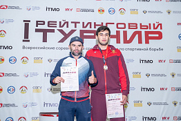 ПОЗДРАВЛЯЕМ! Студент факультета спорта завоевал золото на Всероссийских соревнованиях по спортивной борьбе среди студентов.