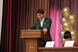 Поздравляем выпускников социально-гуманитарного факультета 2025!