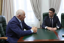 В КГУФКСТ состоялась встреча ректора профессора Султана Меджидовича Ахметова с министром физической культуры и спорта Краснодарского края.