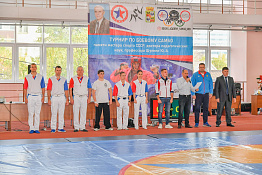 На базе КГУФКСТ прошел краевой турнир по самбо памяти профессора Шулики Ю.А.