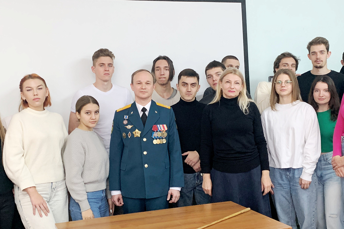 Студенты КГУФКСТ обсудили актуальные вопросы безопасности городской среды. Студенты КГУФКСТ обсудили актуальные вопросы безопасности городской среды.