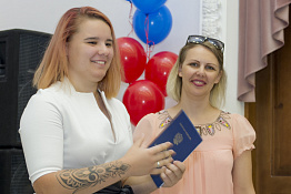 Вручение дипломов: Гуманитарный колледж (04.07.2019)