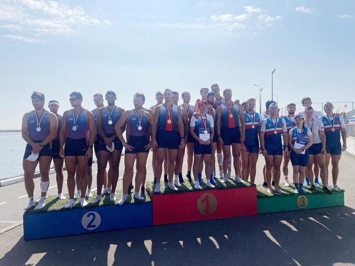 ПОЗДРАВЛЯЕМ! Студенты КГУФКСТ завоевали награды на чемпионате России по гребному спорту.