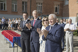 Торжественная линейка, посвящённая началу учебного года (02.09.2019)