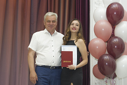 Вручение дипломов: Факультет сервиса и туризма (10.07.2019)