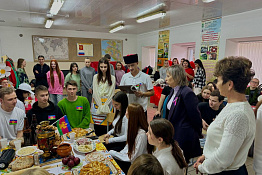 В КГУФКСТ прошел фестиваль национальных культур «Родина моя и все мы в ней одна семья».