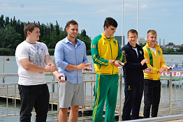 Обучающиеся КГУФКСТ – победители и призёры Чемпионата Краснодарского края по гребле на байдарках и каноэ .