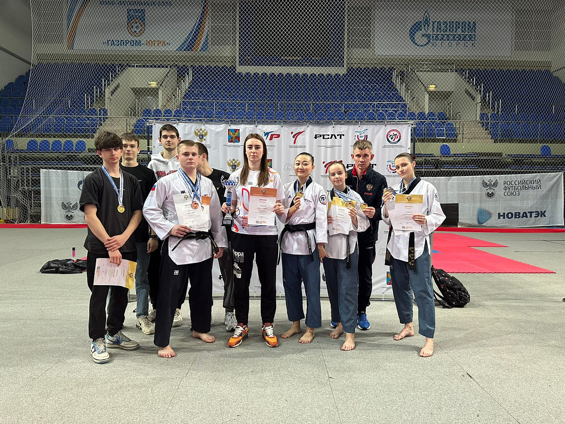 ПОЗДРАВЛЯЕМ! Студенты КГУФКСТ – бронзовые призеры Всероссийских соревнований среди студентов по тхэквондо ВТФ.