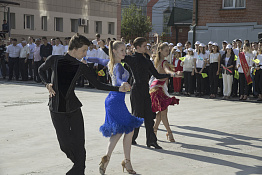 Торжественная линейка, посвящённая началу учебного года (02.09.2019)