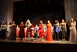 В Кубанском государственном университете физической культуры, спорта и туризма прошел праздничный новогодний концерт.