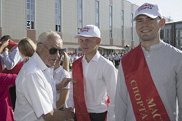 Торжественная линейка, посвящённая началу учебного года (02.09.2019)
