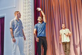 В Кубанском государственном университете физической культуры, спорта и туризма прошел концерт, посвященный Дню учителя.