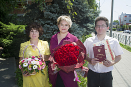 Вручение дипломов: Гуманитарный колледж (04.07.2019)