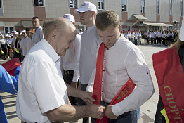 Торжественная линейка, посвящённая началу учебного года (02.09.2019)