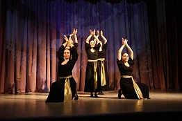 В университете прошел праздничный концерт, посвященный Международному женскому дню.