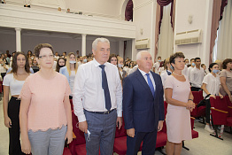 День знаний: гуманитарный колледж (01.09.2021)