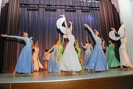 В КГУФКСТ прошел праздничный концерт ко Дню защитника Отечества.