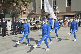 Торжественная линейка, посвящённая началу учебного года (02.09.2019)