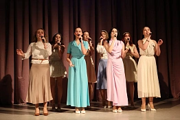 В университете прошел праздничный концерт, посвященный Международному женскому дню.