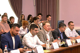 Университет принял участие во Всероссийском старте федеральной программы «Обучение служением».