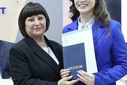 Поздравляем выпускников заочной формы обучения, факультета адаптивной и оздоровительной физической культуры 2026 года!