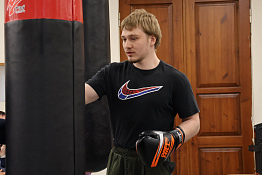 В КГУФКСТ состоялись соревнования по силе удара, посвященные Году защитника Отечества.