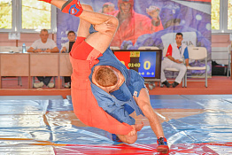 На базе КГУФКСТ прошел краевой турнир по самбо памяти профессора Шулики Ю.А.