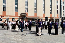 Студенты КГУФКСТ приняли участие во Всероссийской акции «Из Крыма и Севастополя с любовью», приуроченная к празднованию Дня воссоединения Республики Крым и города Севастополя с Российской Федерацией