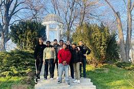 Обучающиеся центра дополнительного образования, для иностранных граждан продолжают знакомиться с нашим городом и его историей