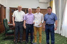 Студент КГУФКСТ Илья Чубенко завоевал высшую награду Всероссийского конкурса общественных наград национальной премии «Золотой фонд российского образования». 