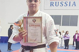 ПОЗДРАВЛЯЕМ! Студент Руслан Сухов одержал победу на чемпионате России по киокусинкай (кёкусинкан).