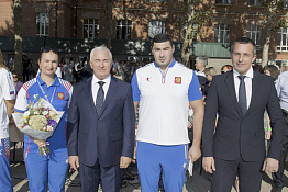 Торжественная линейка, посвящённая началу учебного года (02.09.2019)