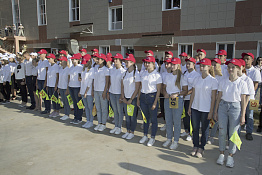 Торжественная линейка, посвящённая началу учебного года (02.09.2019)