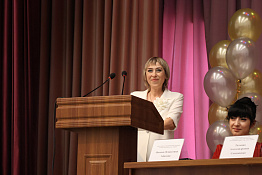 Поздравляем выпускников социально-гуманитарного факультета 2025!